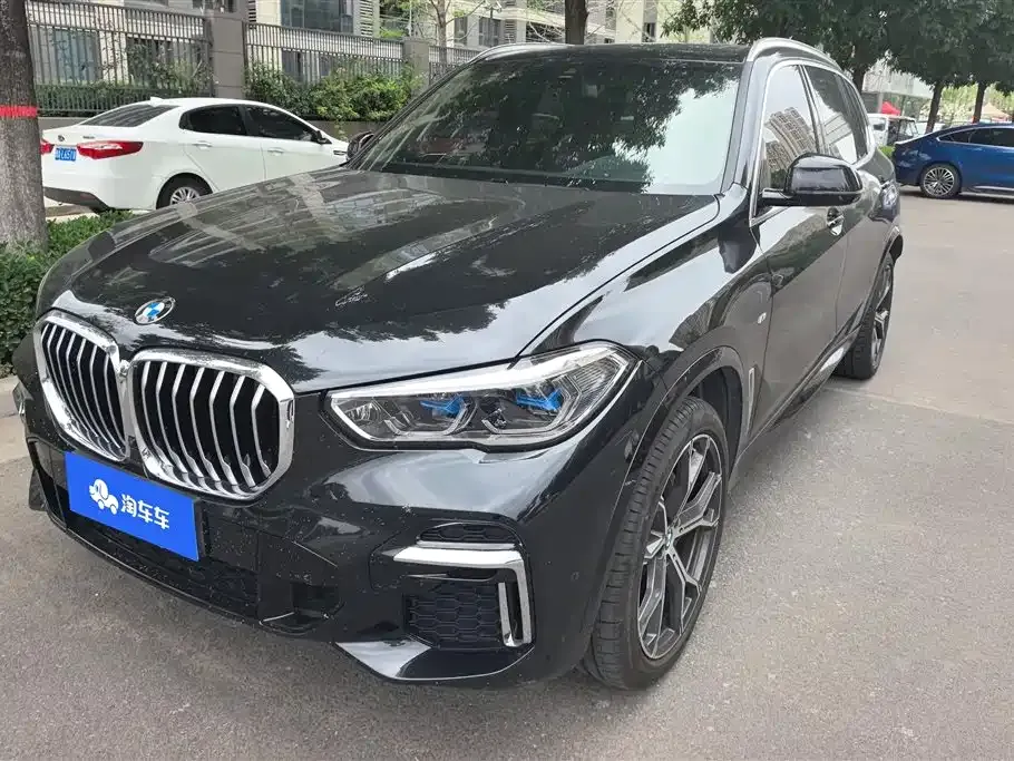 BMW X5 — фото 1