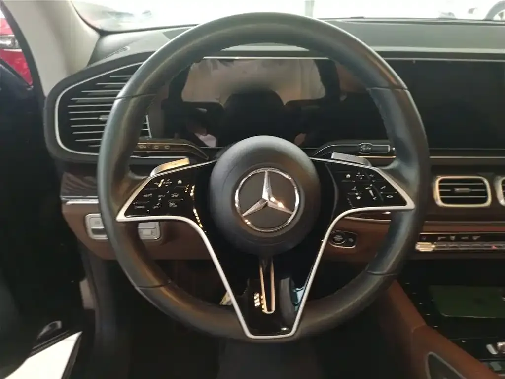 Mercedes-Benz GLE — фото 3