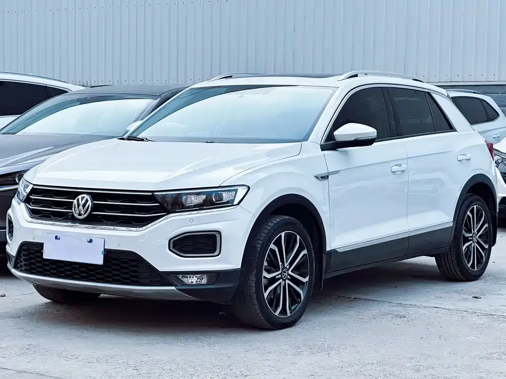 Volkswagen T-Roc — фото 7