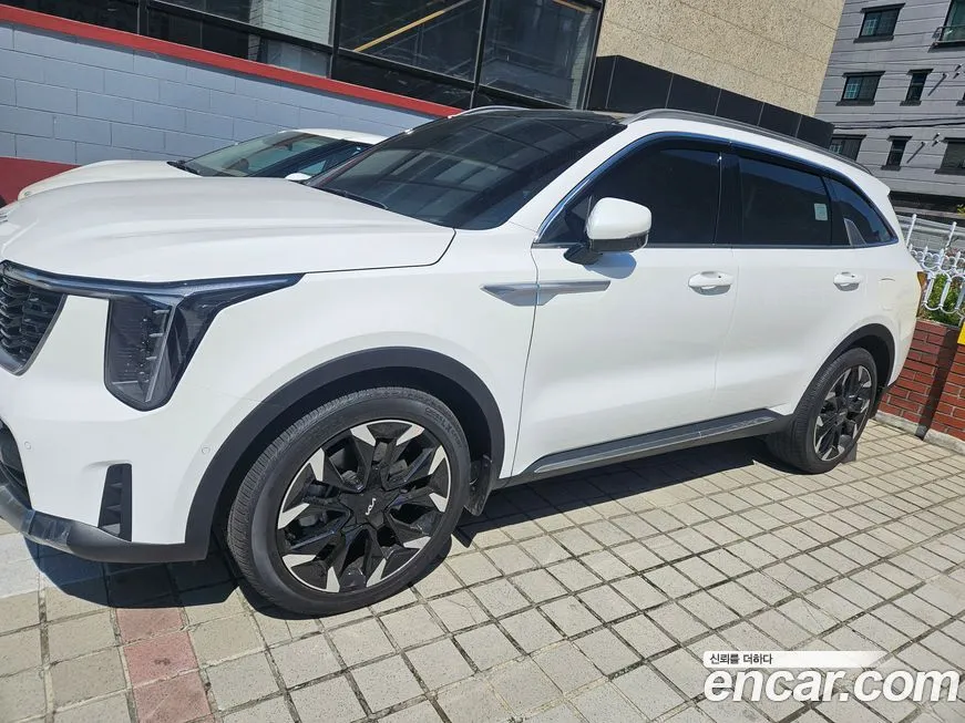 Kia Sorento — фото 7