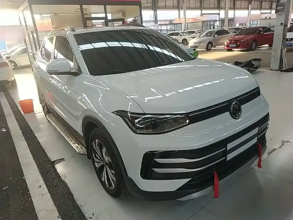 Volkswagen Tharu — фото 6