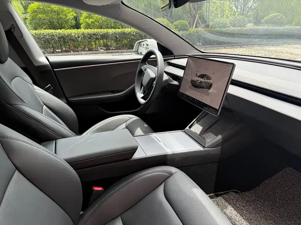 Tesla Model 3 2024 из CN, фото 7