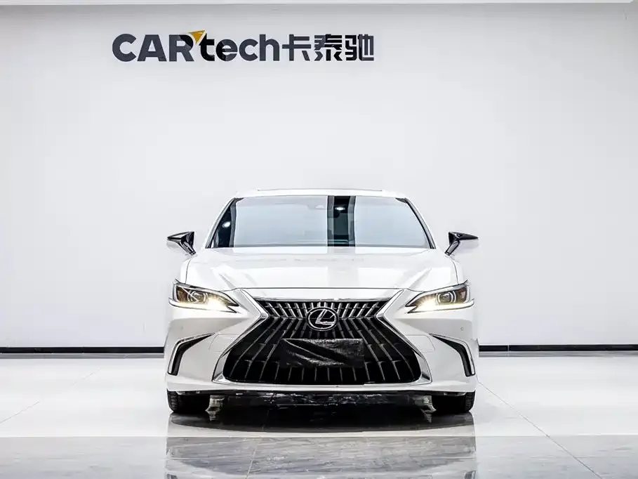 Lexus ES 2024 из CN, фото 2