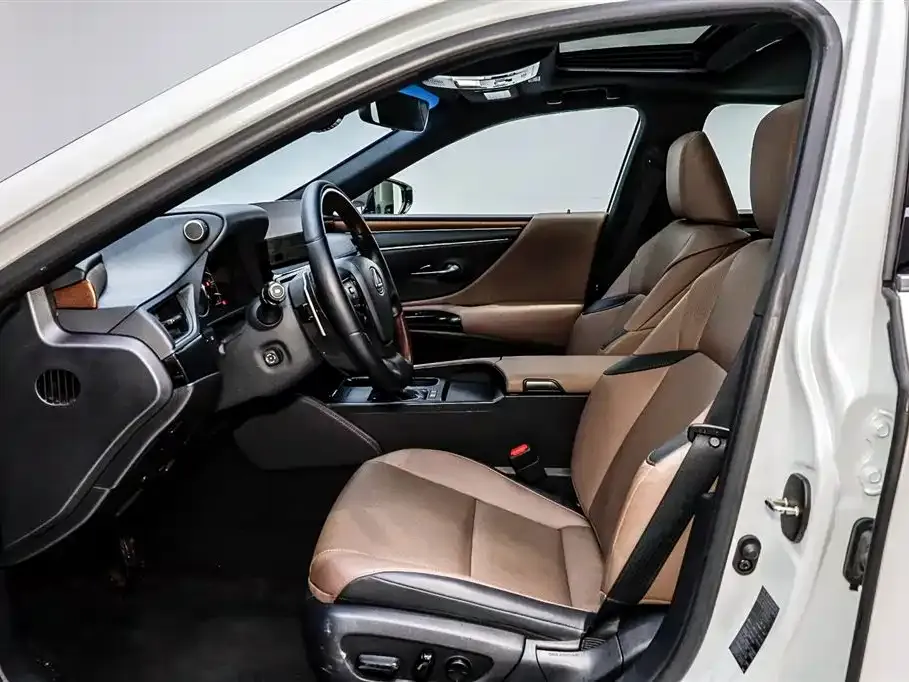 Lexus ES 2024 из CN, фото 10