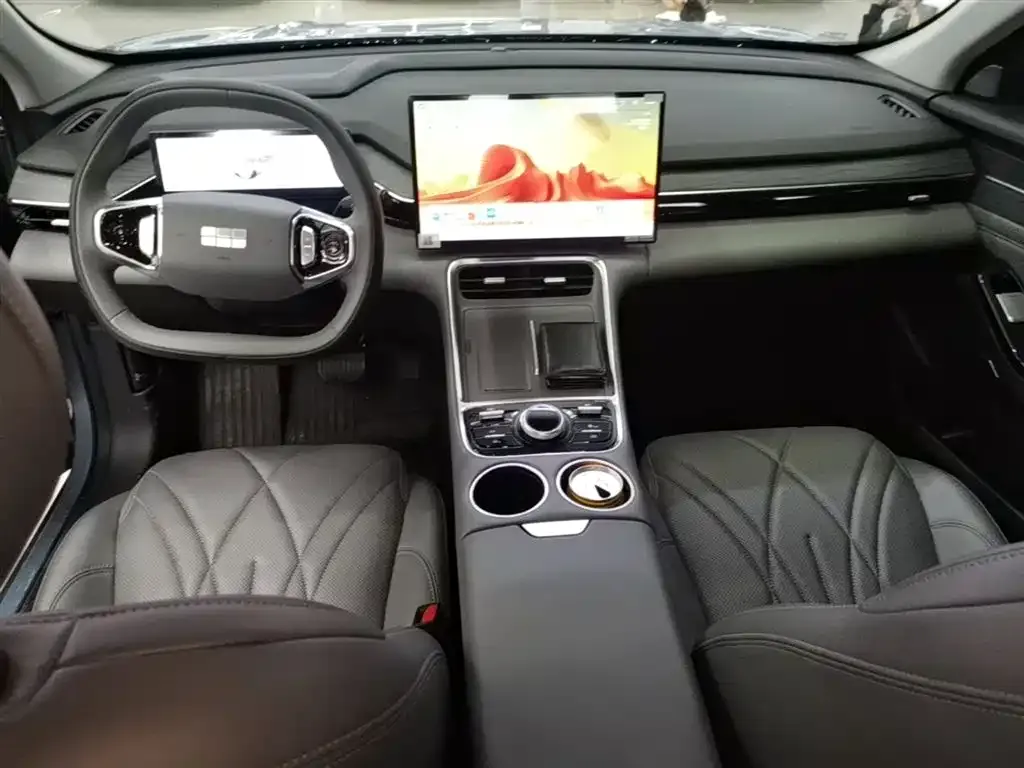 Geely Galaxy L6 — фото 10
