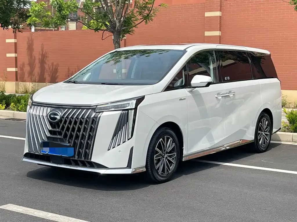 GAC Motor Trumpchi M8 — фото 1