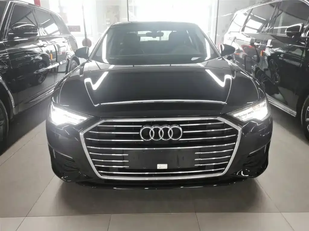 Audi A6L — фото 5