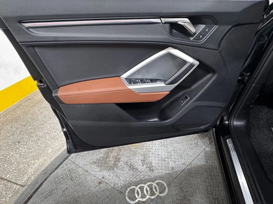 Audi Q3 2025 из KR, фото 9
