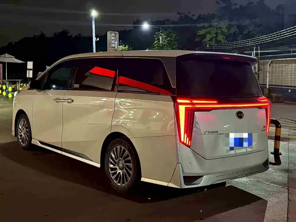 GAC Motor Trumpchi M8 — фото 3