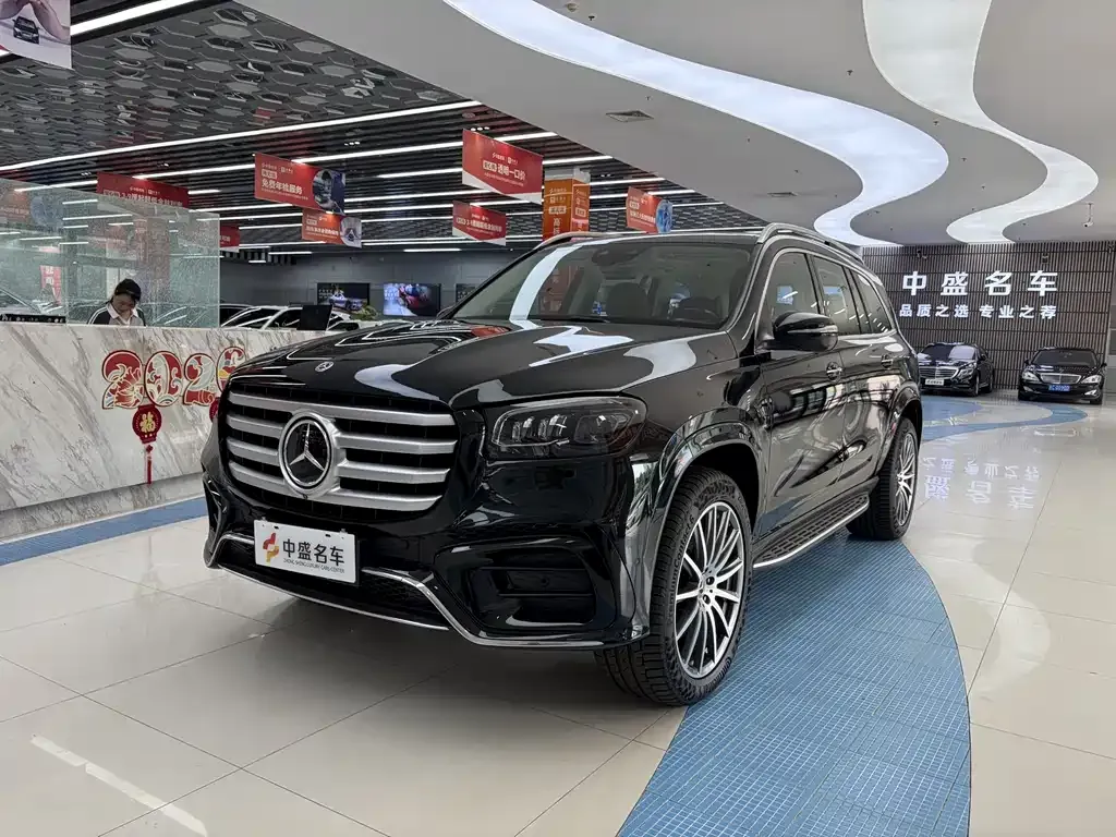 Mercedes-Benz GLS — фото 1