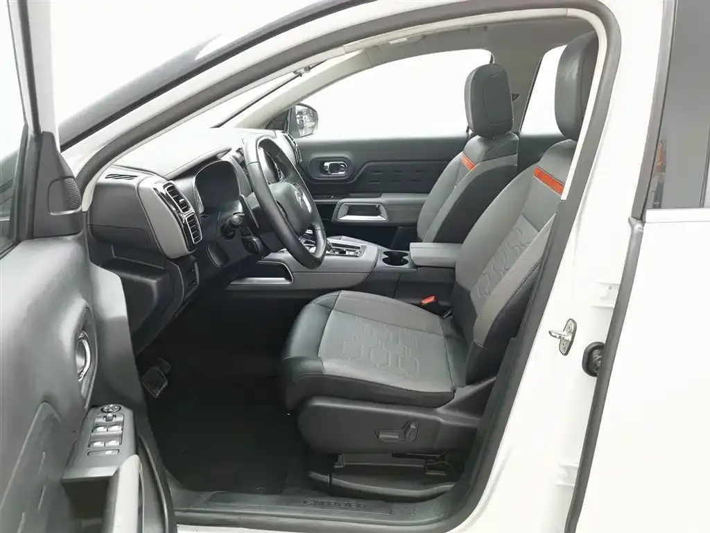 Citroen C5 AIRCROSS 2024 из CN, фото 7
