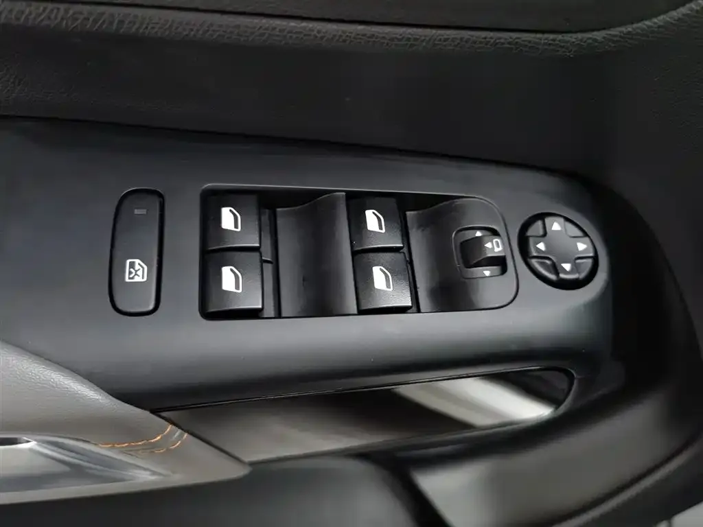 Citroen C5 AIRCROSS 2024 из CN, фото 2