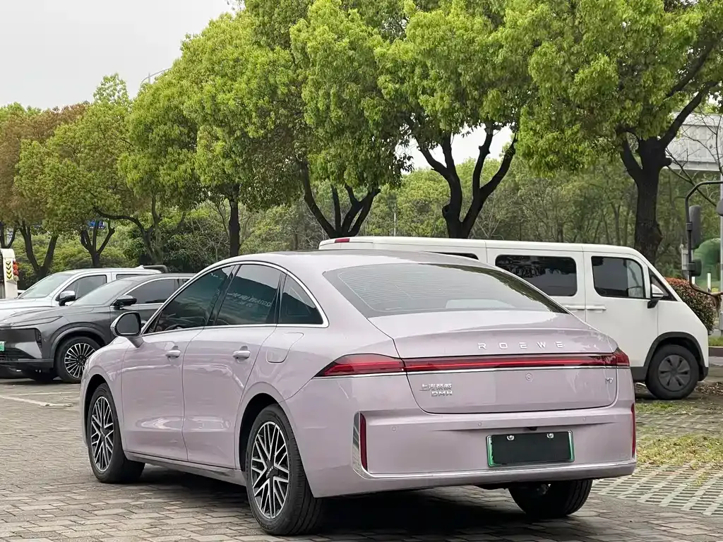 Roewe M7 DMH 2025 из CN, фото 8