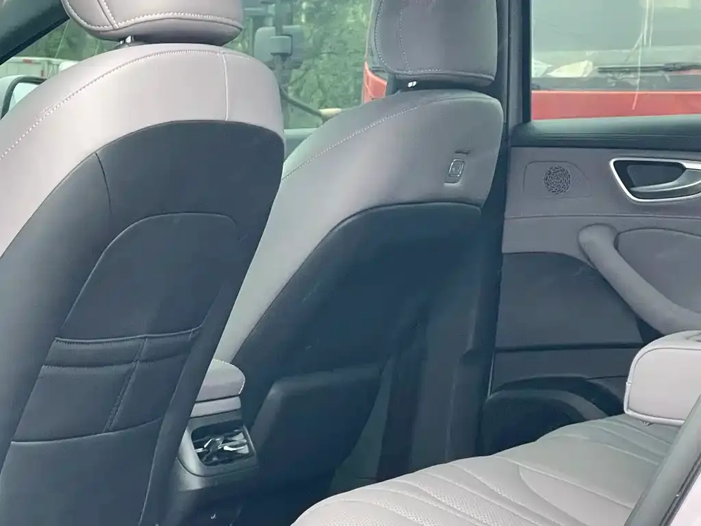 Roewe M7 DMH 2025 из CN, фото 2