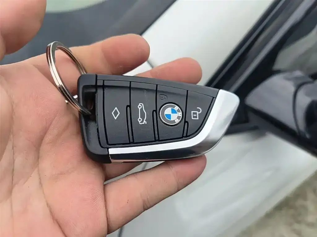 BMW X3 — фото 2