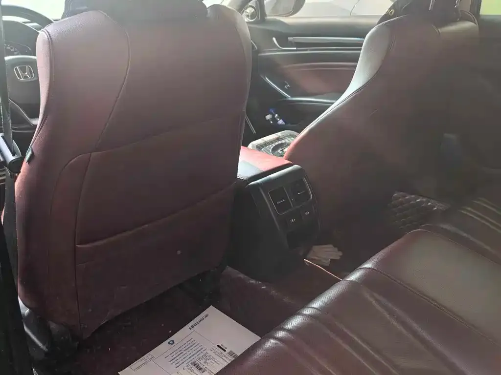Honda Accord — фото 2