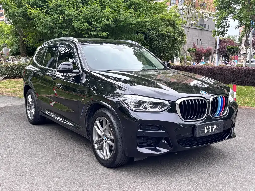 BMW X3 — фото 9