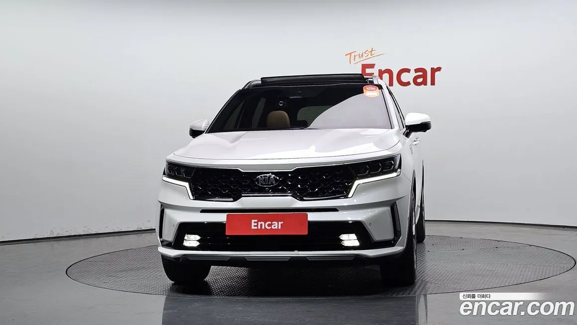 Kia Sorento — фото 6