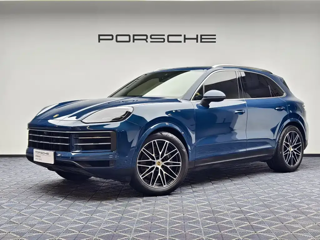 Porsche Cayenne — фото 1