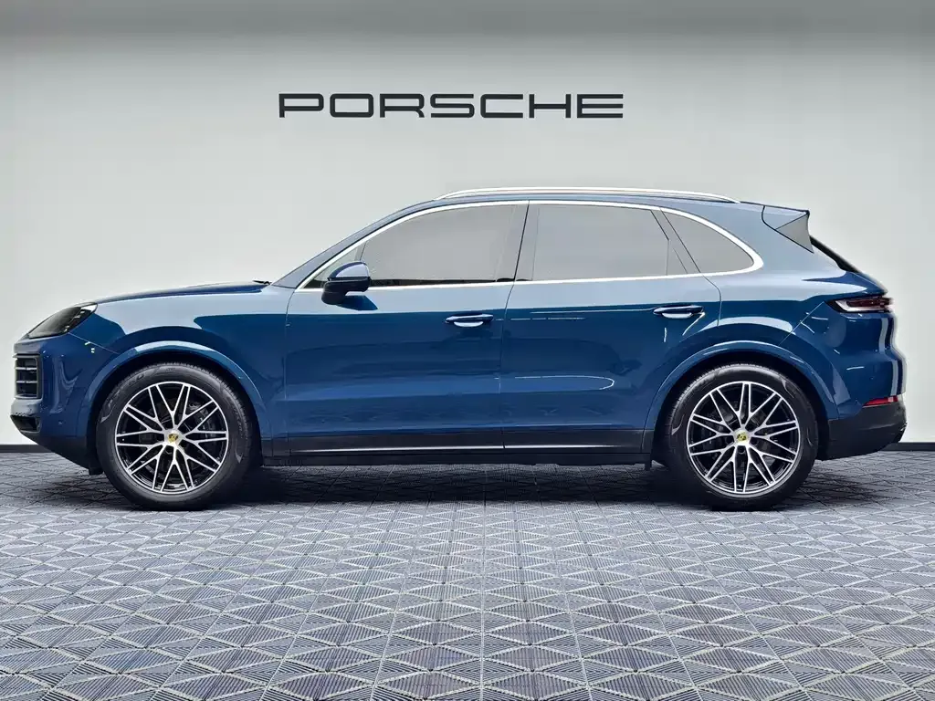 Porsche Cayenne — фото 7