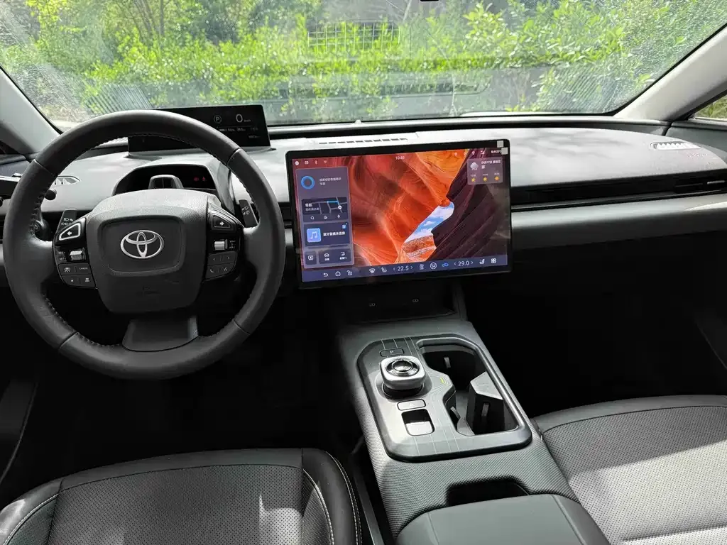 Toyota bZ5 2025 из CN, фото 5