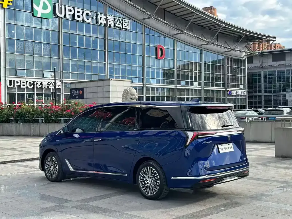 Buick GL8 Hybrid — фото 7