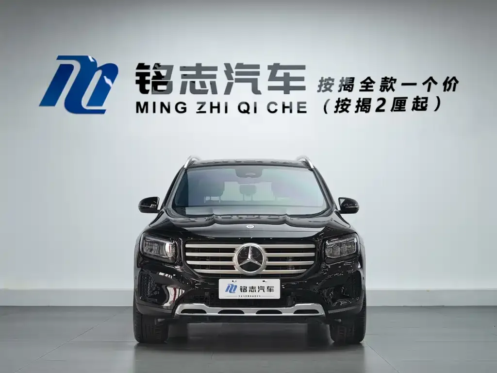 Mercedes-Benz GLB — фото 10