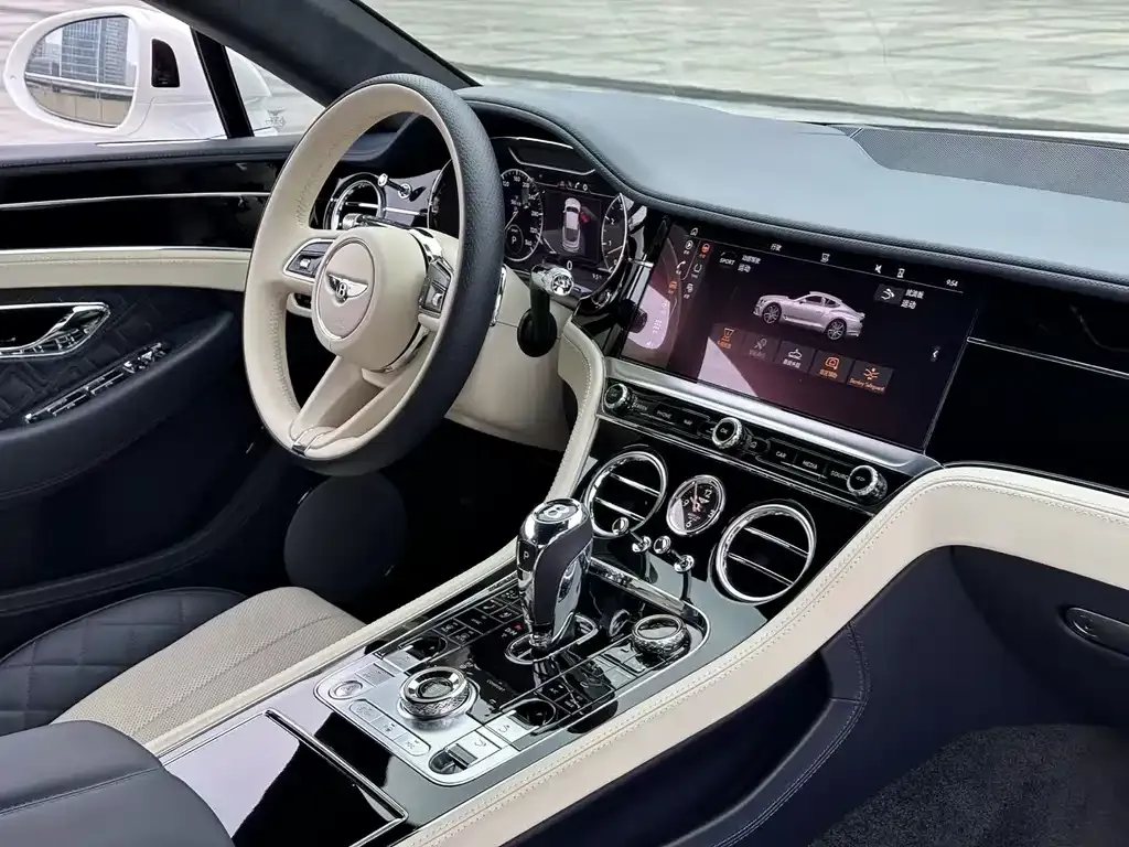 Bentley Continental 2022 из CN, фото 10