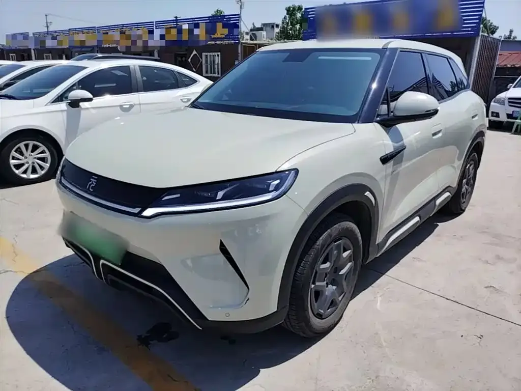 BYD Yuan UP