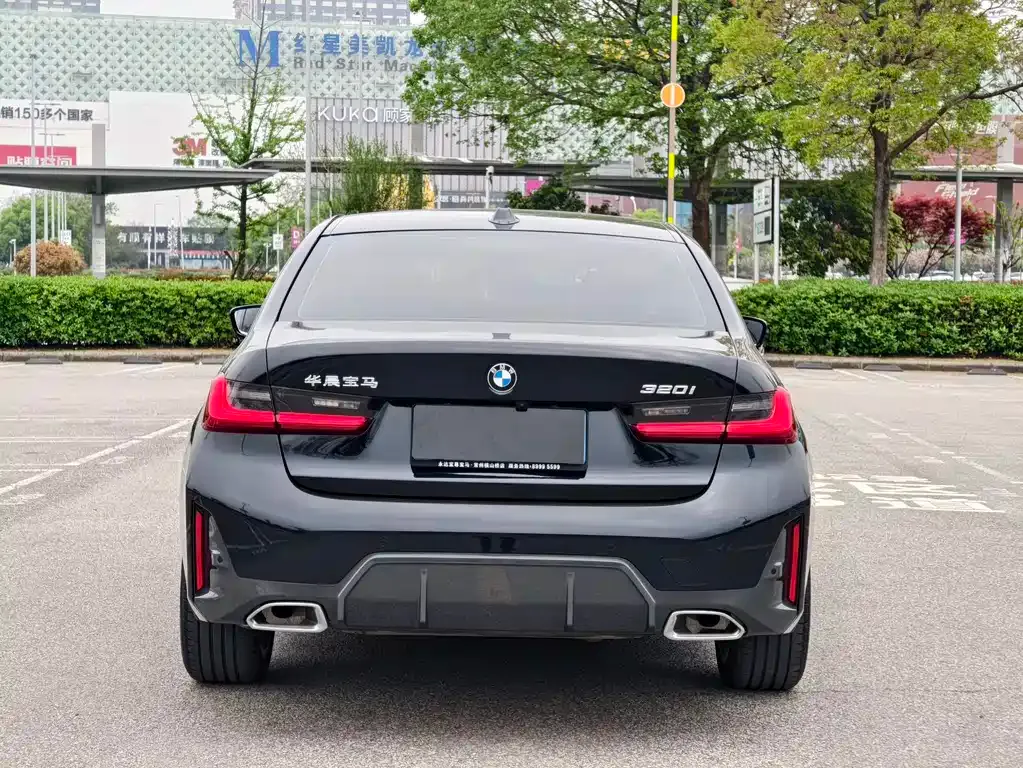 BMW 3 Series 2023 из CN, фото 6