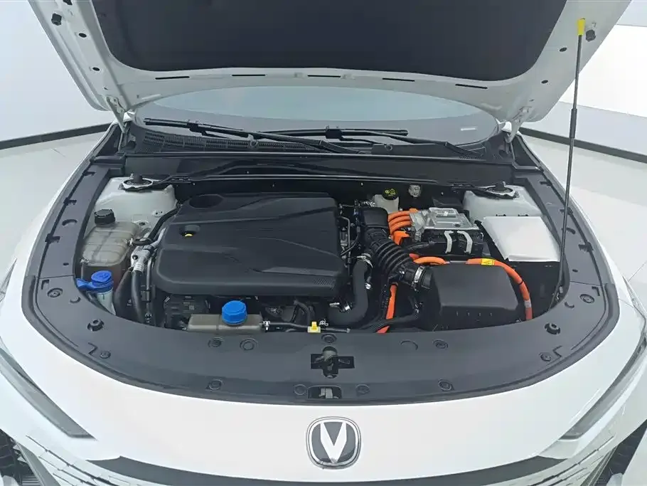 Changan UNI-V iDD 2023 из CN, фото 6