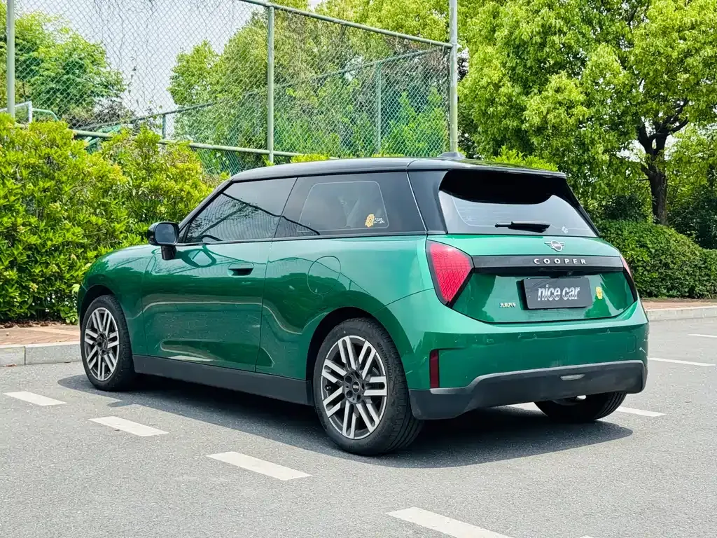 MINI Cooper EV 2024 из CN, фото 10