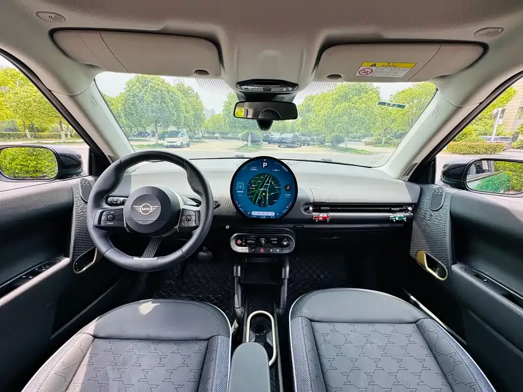 MINI Cooper EV 2024 из CN, фото 4