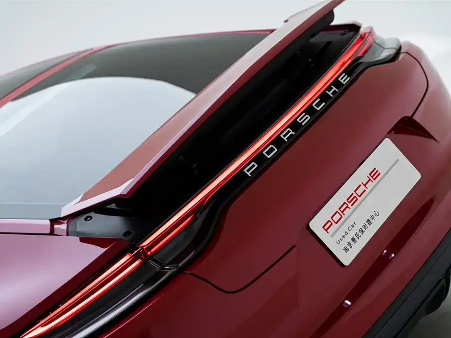 Porsche Panamera — фото 10