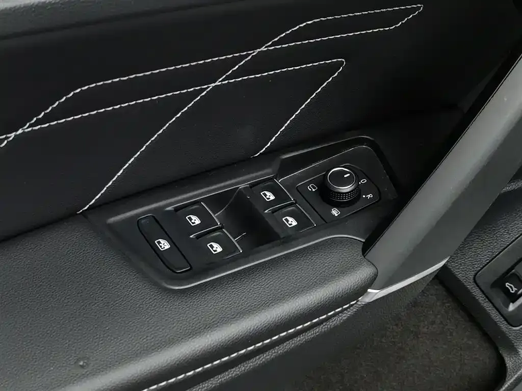 Volkswagen Tayron X 2021 из CN, фото 7