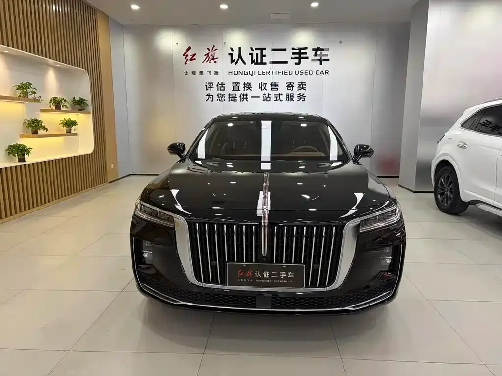 Hongqi H9 — фото 1