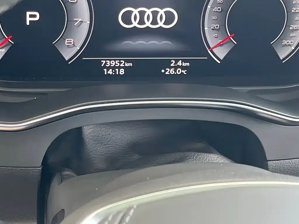 Audi A6L — фото 10