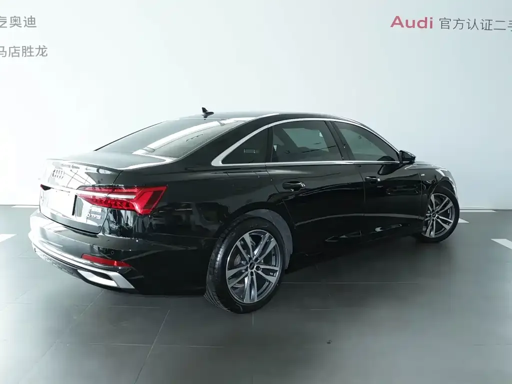 Audi A6L — фото 5