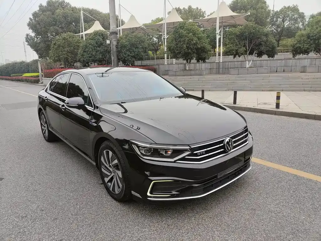 Volkswagen Magotan GTE PHEV 2022 из CN, фото 7