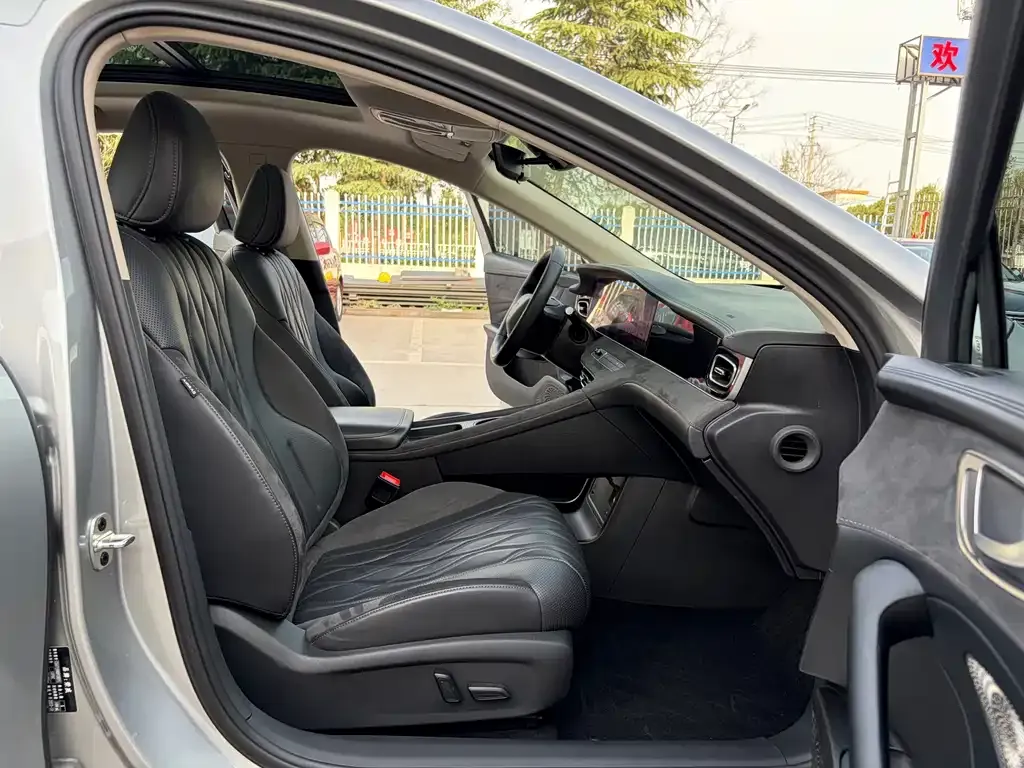Roewe D7 2023 из CN, фото 6