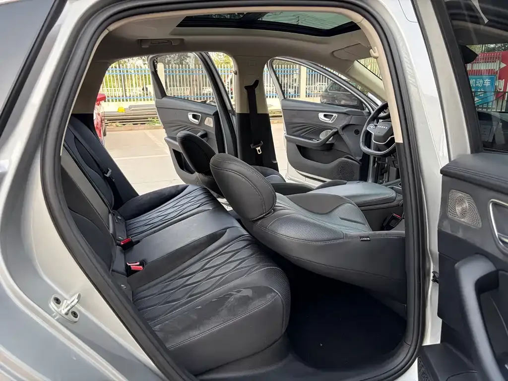 Roewe D7 2023 из CN, фото 2