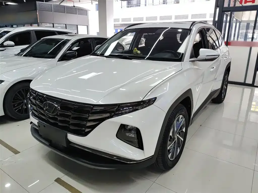 Hyundai Tucson — фото 1