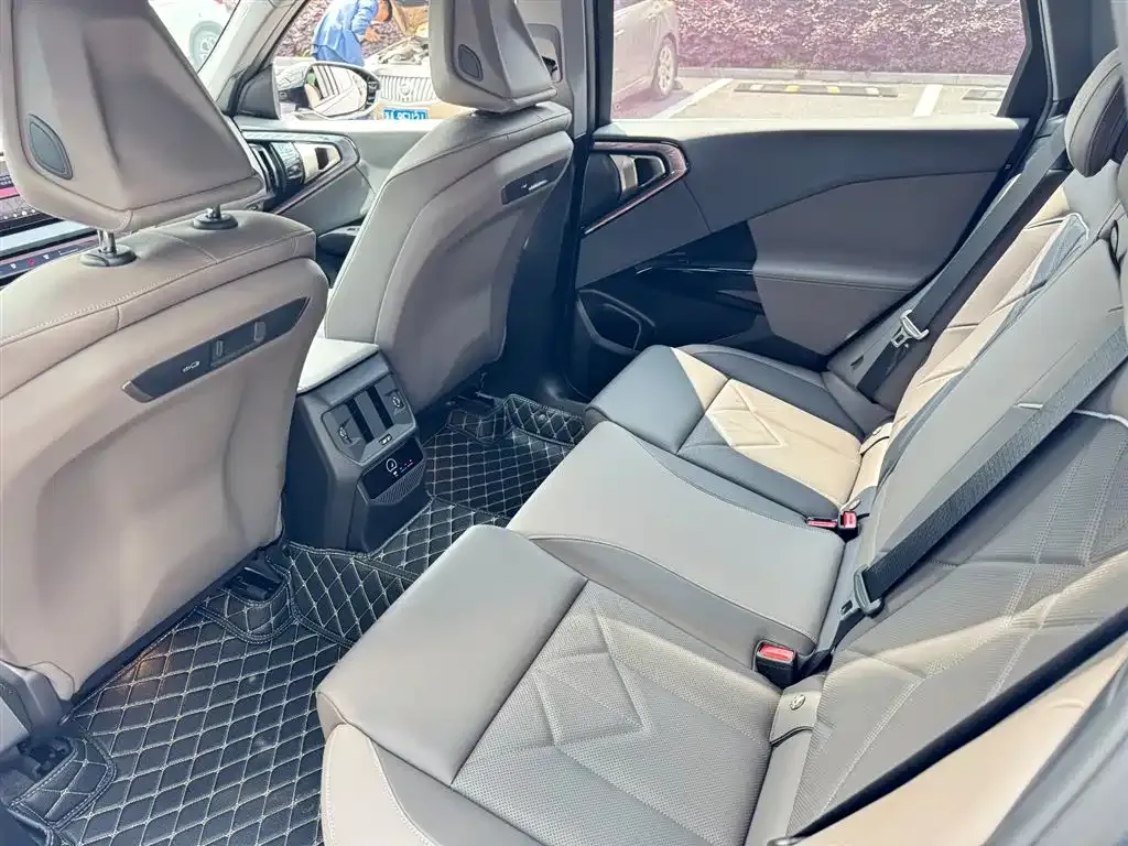 BMW X3 2025 из CN, фото 5