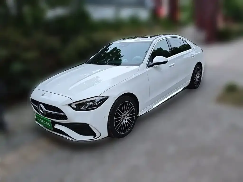 Mercedes-Benz C-Class — фото 1