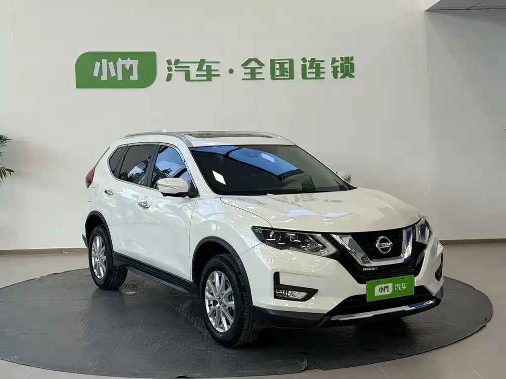 Nissan X-Trail — фото 4
