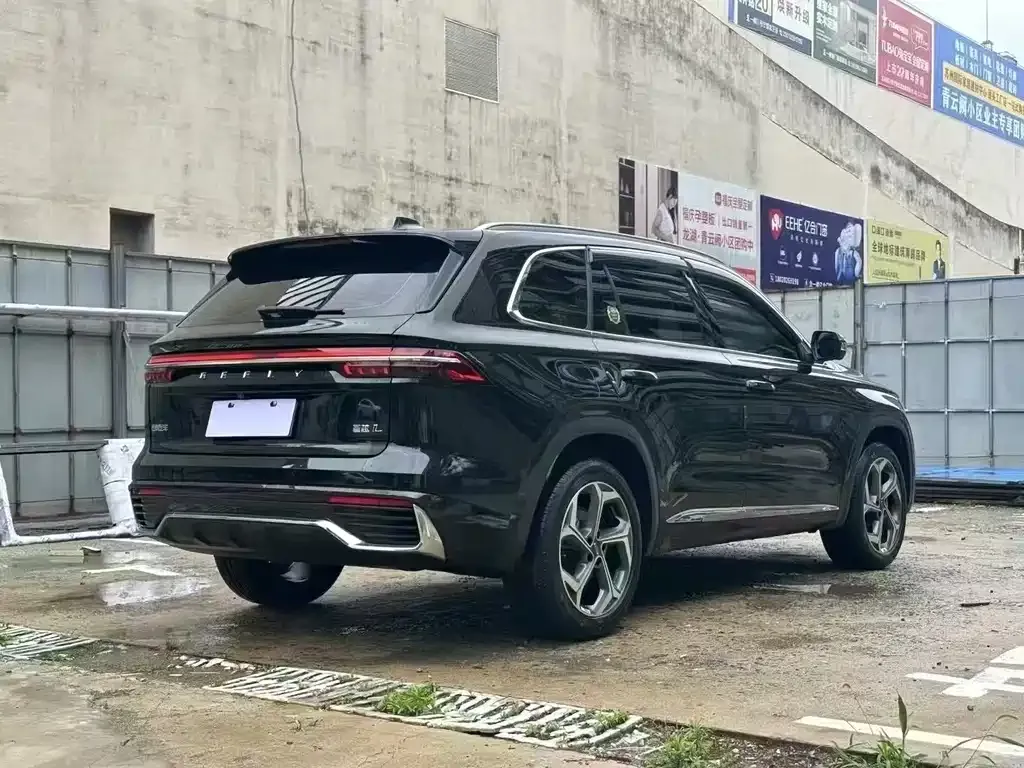 Geely Xingyue L — фото 7
