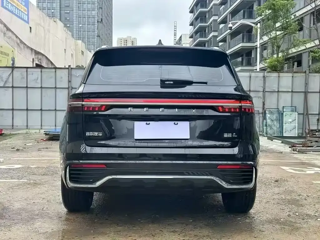Geely Xingyue L — фото 6