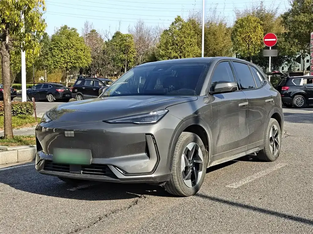 Geely Galaxy E5
