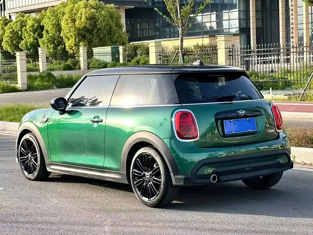 MINI Cooper (3-door) — фото 10