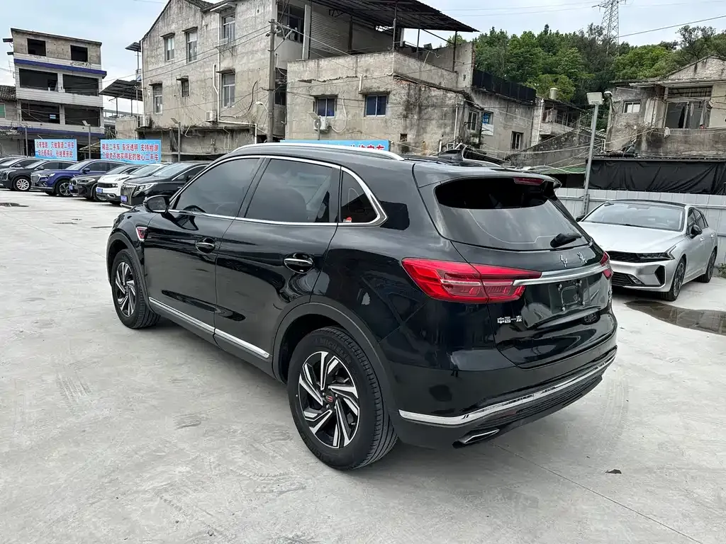 Hongqi HS5 — фото 10